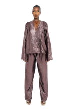 Load image into Gallery viewer, COUCOO KAFNI WRAP SHIRT IN PLATINUM PINK / EVERGREEN / GRAZEDGOLD / BURNISHED BOULDER
